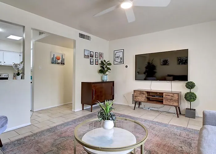 Stylish Arcadia 2-bdrm With Comfort And Charm * Phoenix