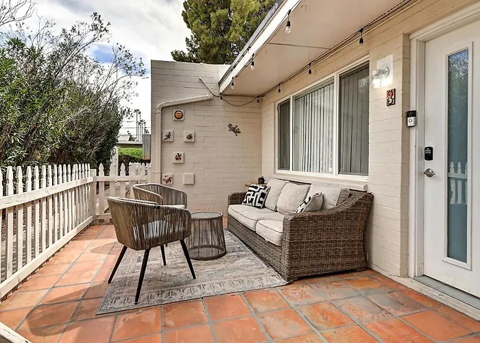 Stylish Arcadia 2-bdrm With Comfort And Charm *